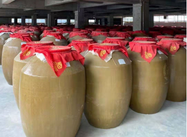 如何区分酒精酒、勾兑酒和假酒？